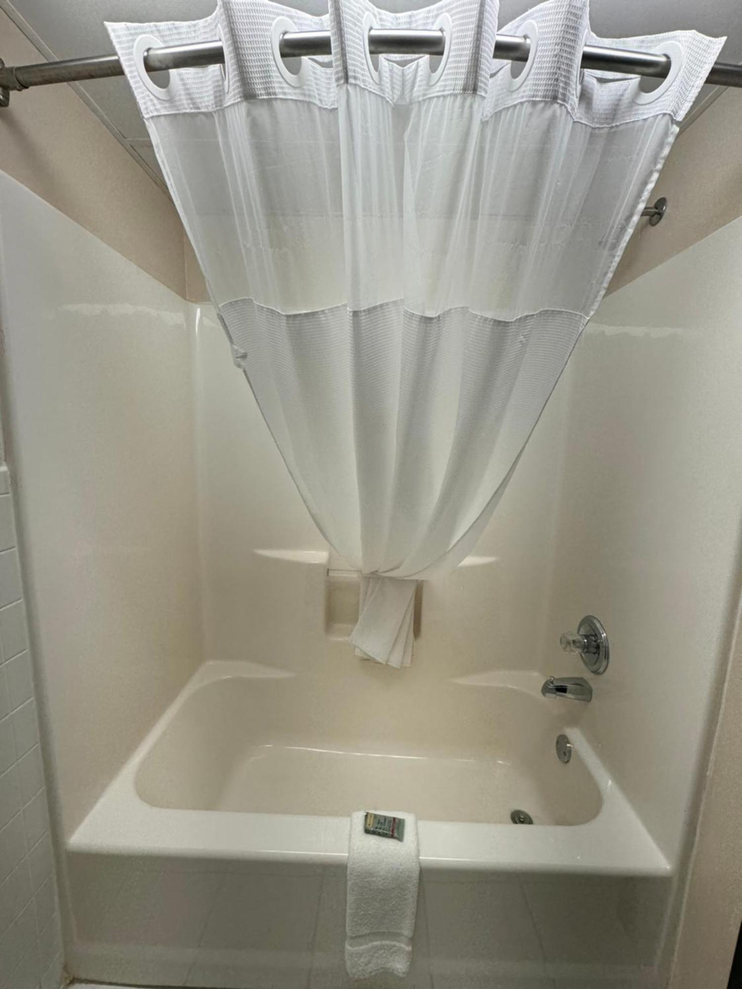 Regency Inn And Suites Stilwell Dış mekan fotoğraf