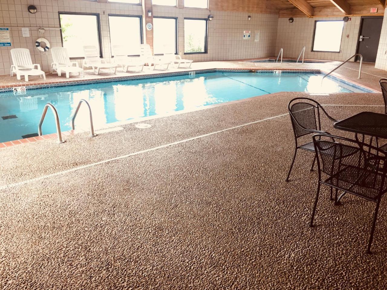 Regency Inn And Suites Stilwell Dış mekan fotoğraf